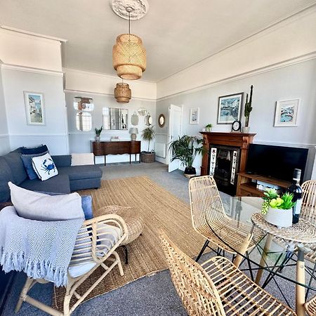 Ferienwohnung A View Of The Bay- Panoramic Sea Views- Sleeps 4 Westgate-on-Sea Exterior foto