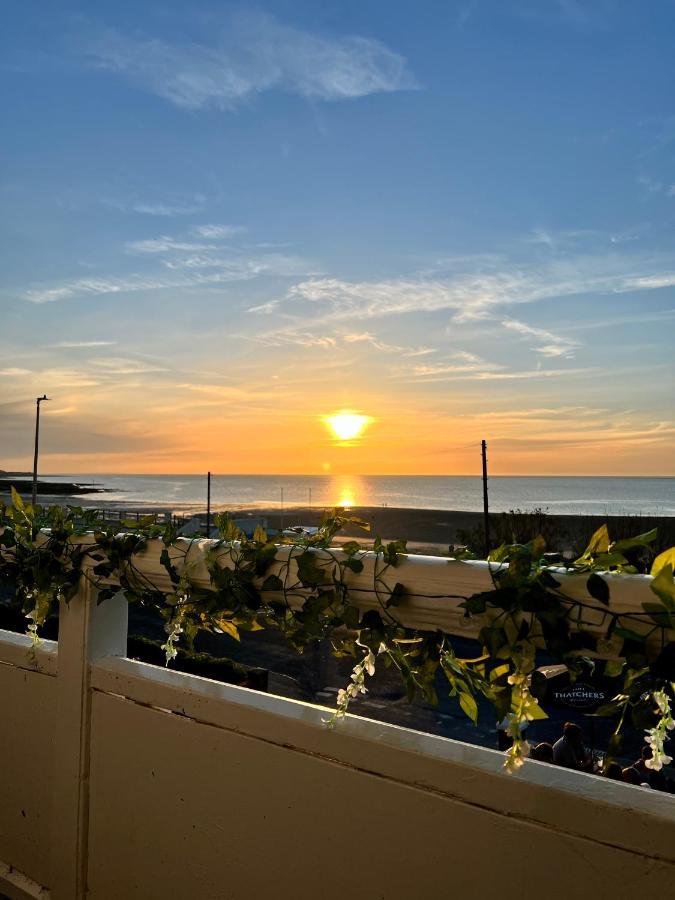 Ferienwohnung A View Of The Bay- Panoramic Sea Views- Sleeps 4 Westgate-on-Sea Exterior foto