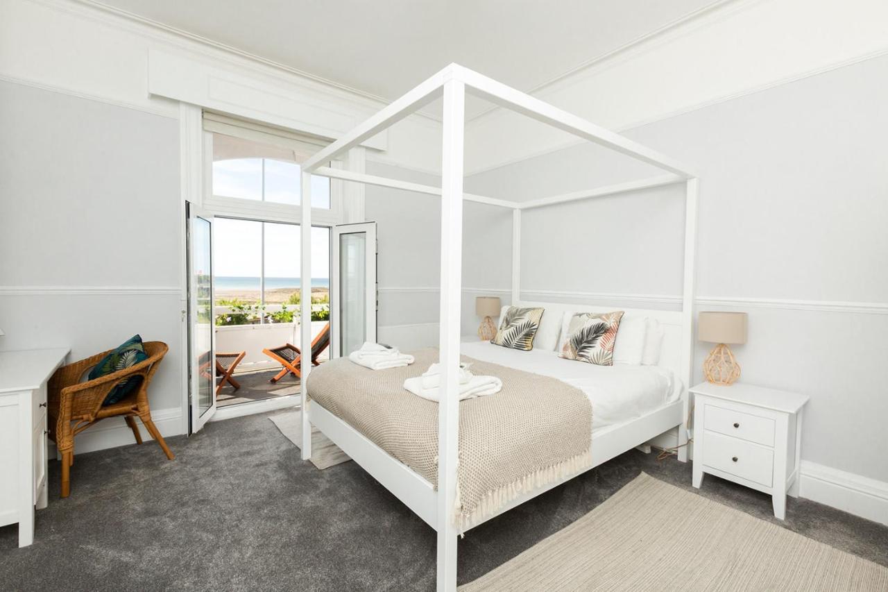 Ferienwohnung A View Of The Bay- Panoramic Sea Views- Sleeps 4 Westgate-on-Sea Exterior foto