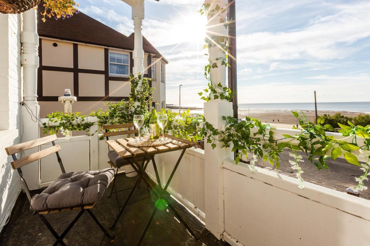 Ferienwohnung A View Of The Bay- Panoramic Sea Views- Sleeps 4 Westgate-on-Sea Exterior foto